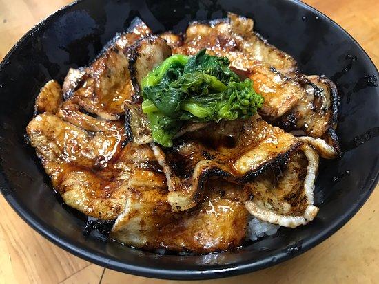 Buta Daigaku Jinbo-Cho Kousha